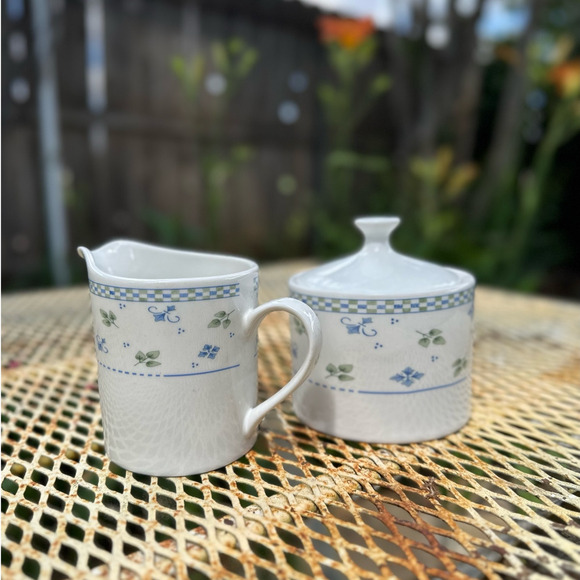 Vintage Creamer and Sugar in Sabrina Pattern by Sango Blue and Green Set/2 - Picture 2 of 5
